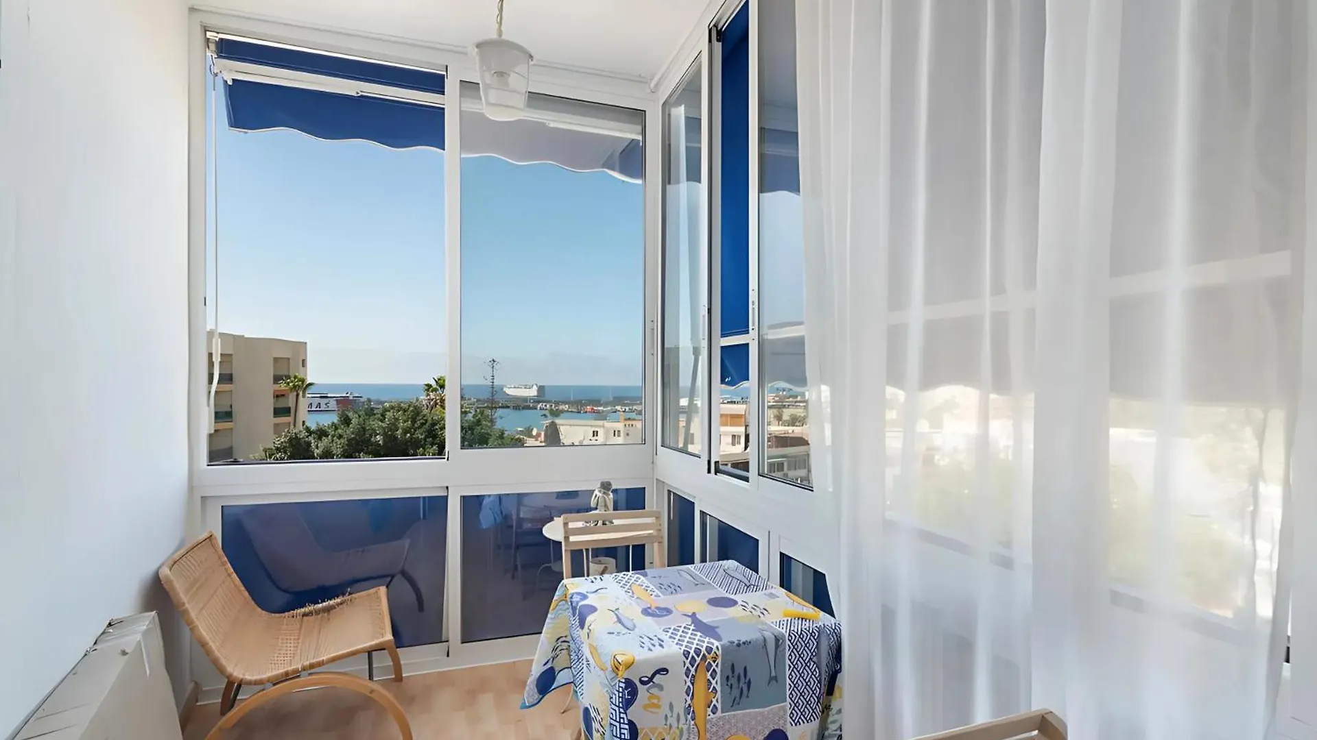 Precioso Apartamento En Los Cristianos Los Cristianos  Spain